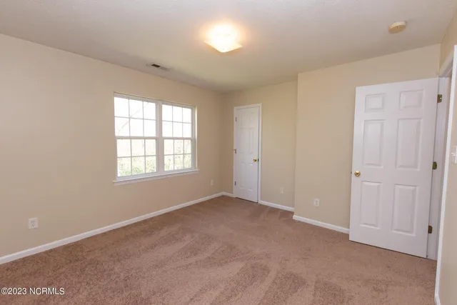 $1,075 | 328 Bracken Place, Jacksonville, NC 28540