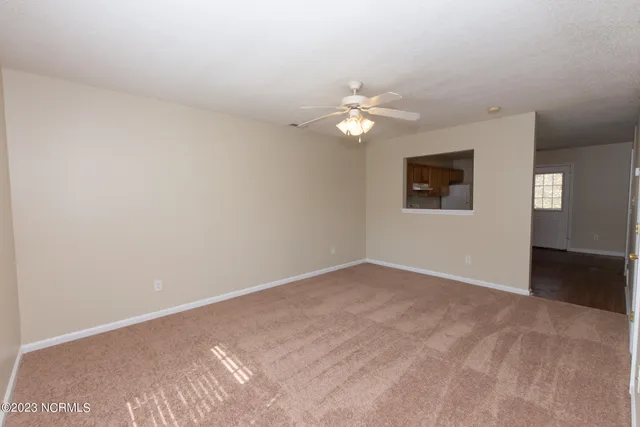 $1,075 | 328 Bracken Place, Jacksonville, NC 28540