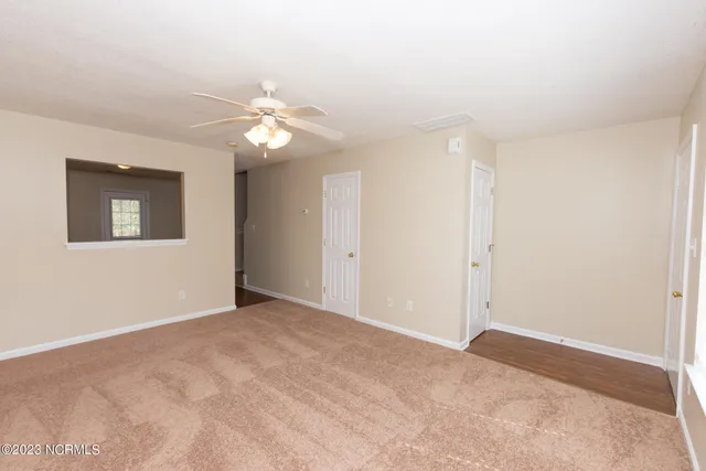 $1,075 | 328 Bracken Place, Jacksonville, NC 28540