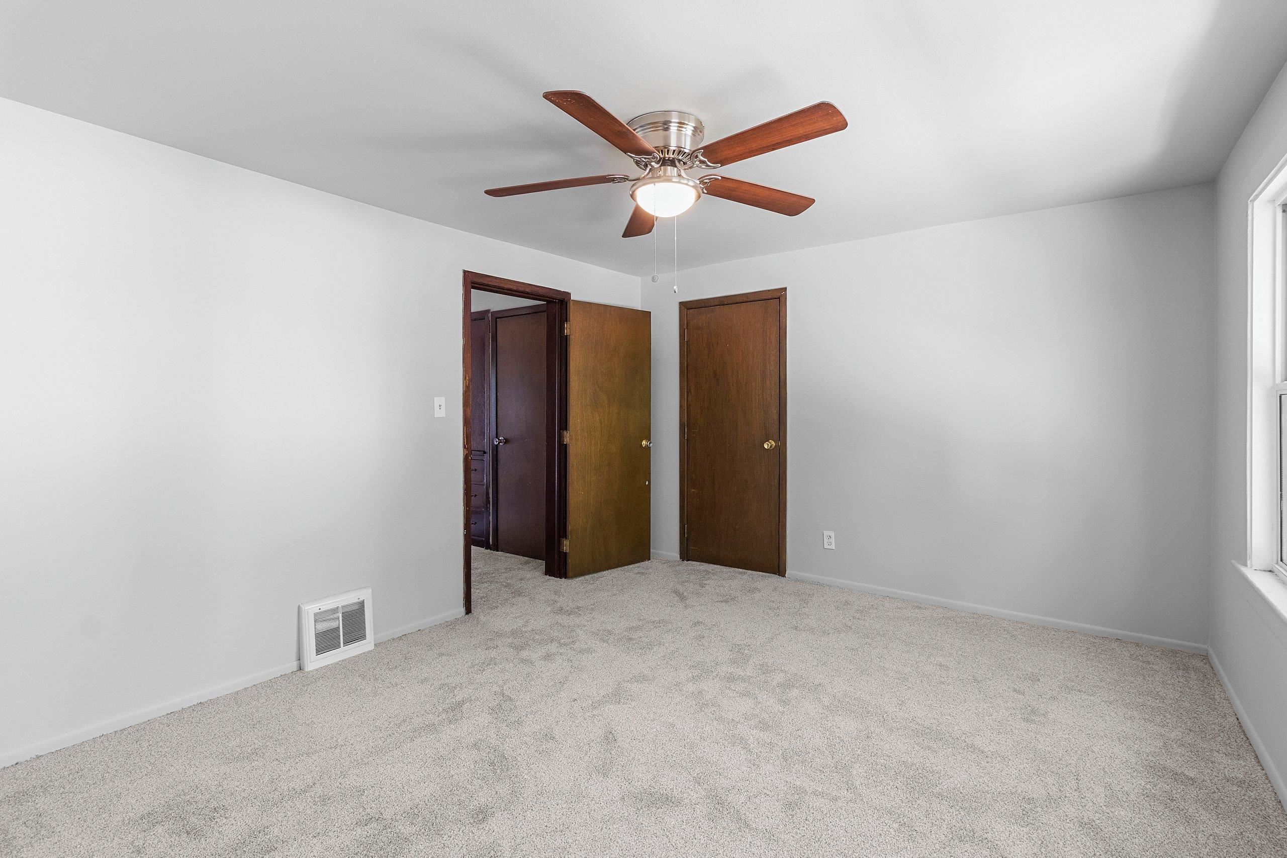 809 North Durkee Street Appleton, WI 54911 - Photo 18 of 31
