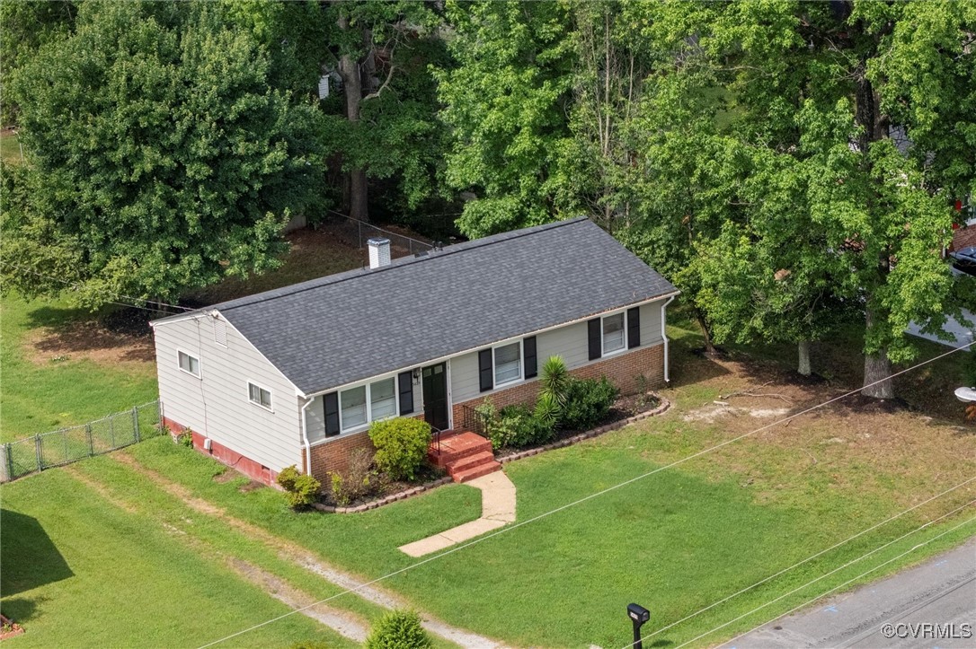 5425 Germain Road Richmond, VA 23224 - Photo 1 of 37 View of front of house featuring brick siding and