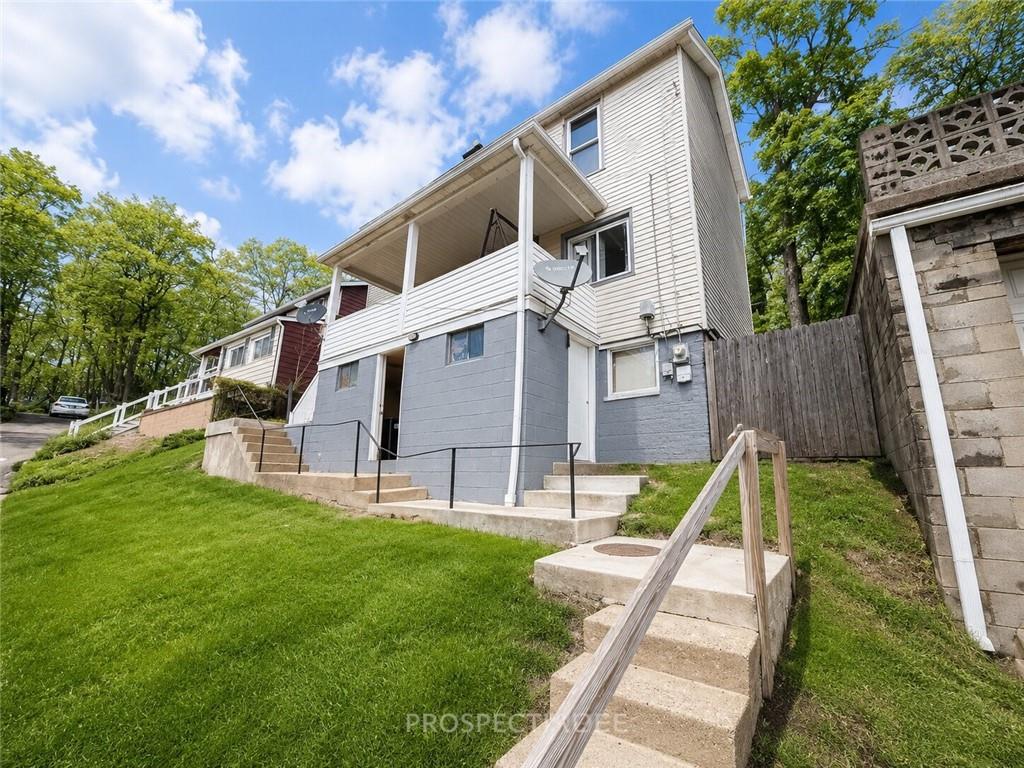 621-623 Ridge Avenue Carnegie, PA 15106 - Photo 4 of 40