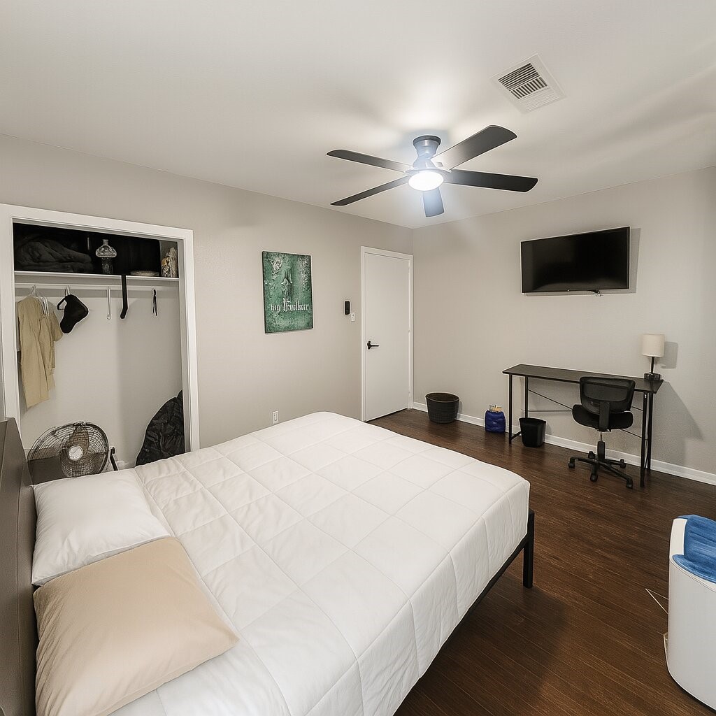5400 Lotus Street Houston, TX 77085 - Photo 17 of 20