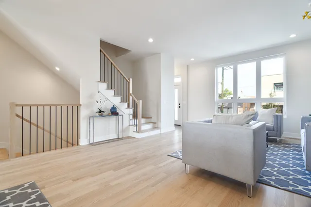 $699,000 | 3506 North Central Avenue, Chicago, IL 60634