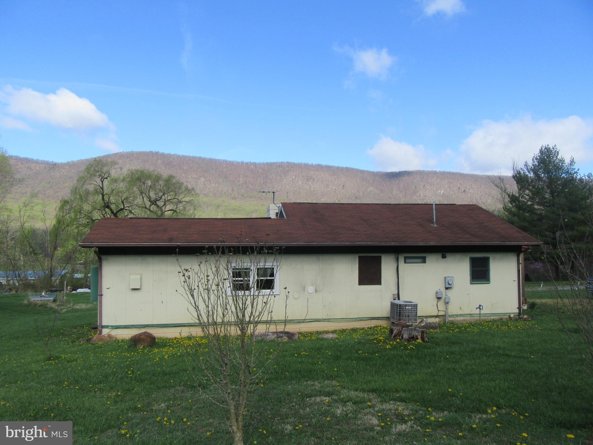 5670 Cold Run Valley Road Berkeley Springs, WV 25411 - Photo 11 of 26 Rear East side