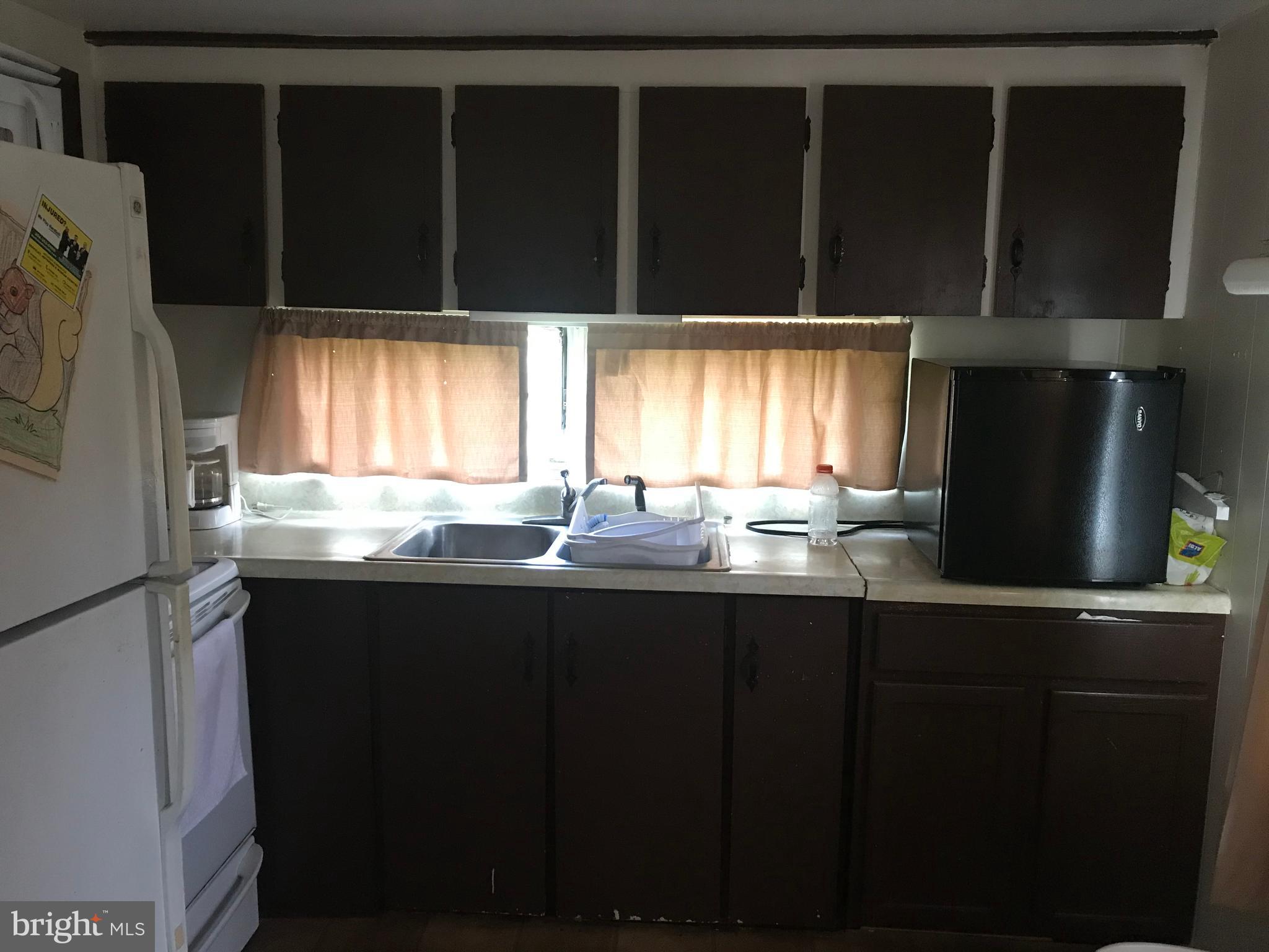 5670 Cold Run Valley Road Berkeley Springs, WV 25411 - Photo 19 of 26 Kitchen