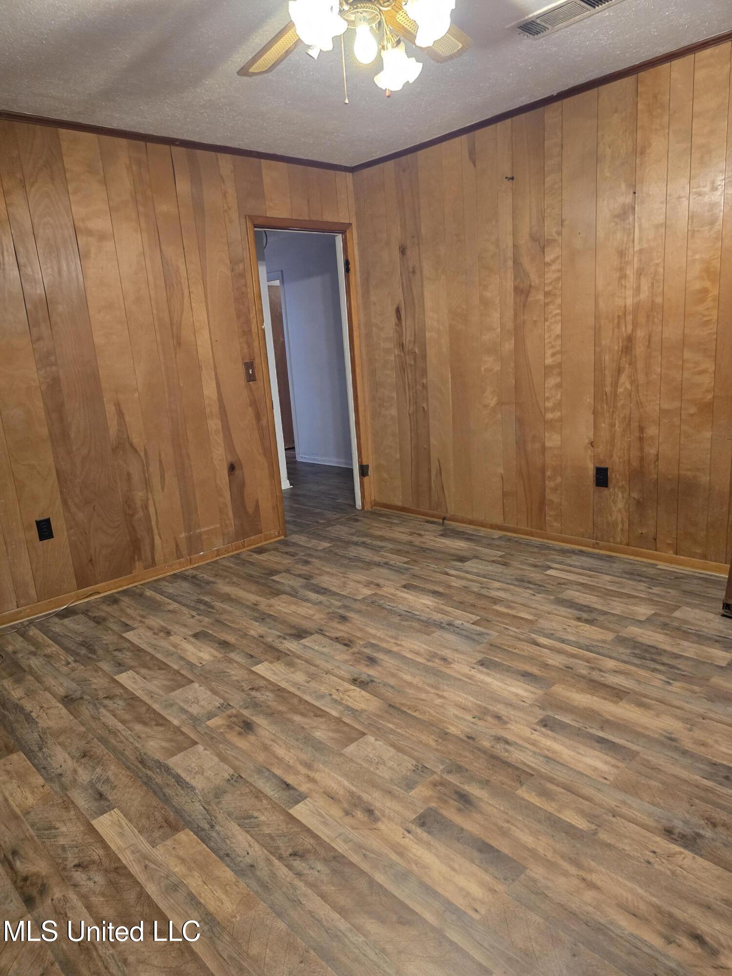 256 Pinehurst Circle Hazlehurst, MS 39083 - Photo 6 of 6 Bedroom