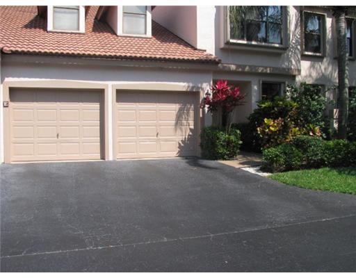 5760 Coach House Circle, Unit B Boca Raton, FL 33486 - Photo 1 of 16 Primary Photo