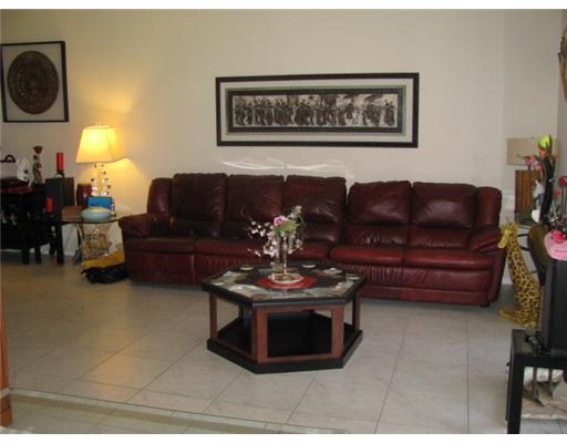 5760 Coach House Circle, Unit B Boca Raton, FL 33486 - Photo 3 of 16 Additional Photo