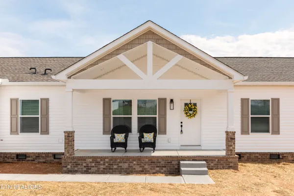 $339,000 | 137 Turquoise Lane, New Tazewell, TN 37825
