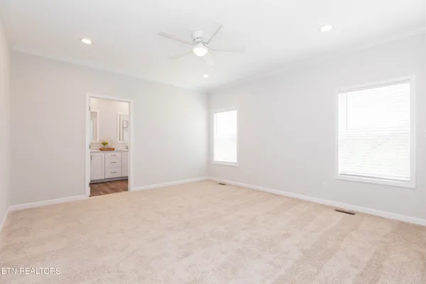 $339,000 | 137 Turquoise Lane, New Tazewell, TN 37825