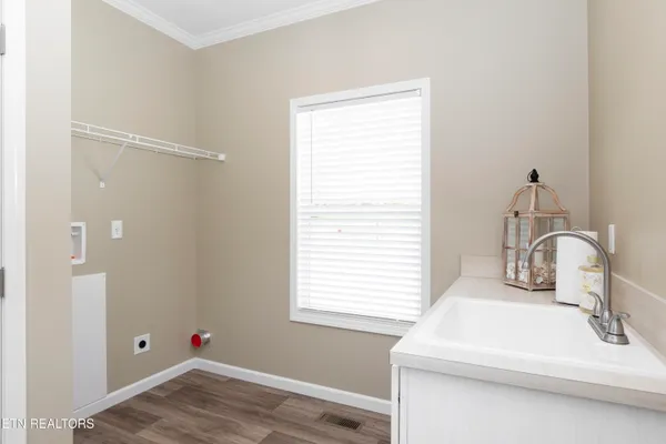 $339,000 | 137 Turquoise Lane, New Tazewell, TN 37825