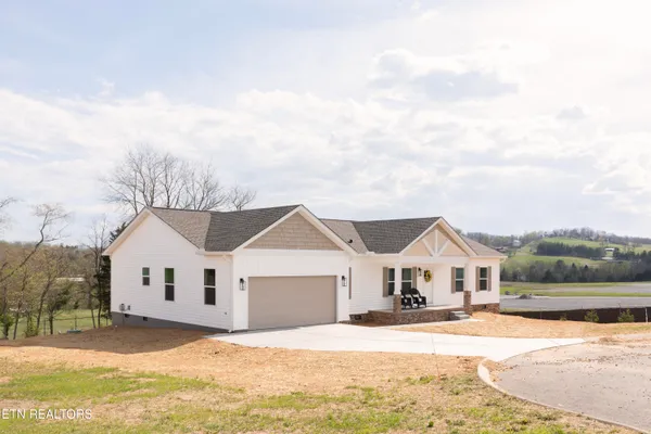 $339,000 | 137 Turquoise Lane, New Tazewell, TN 37825