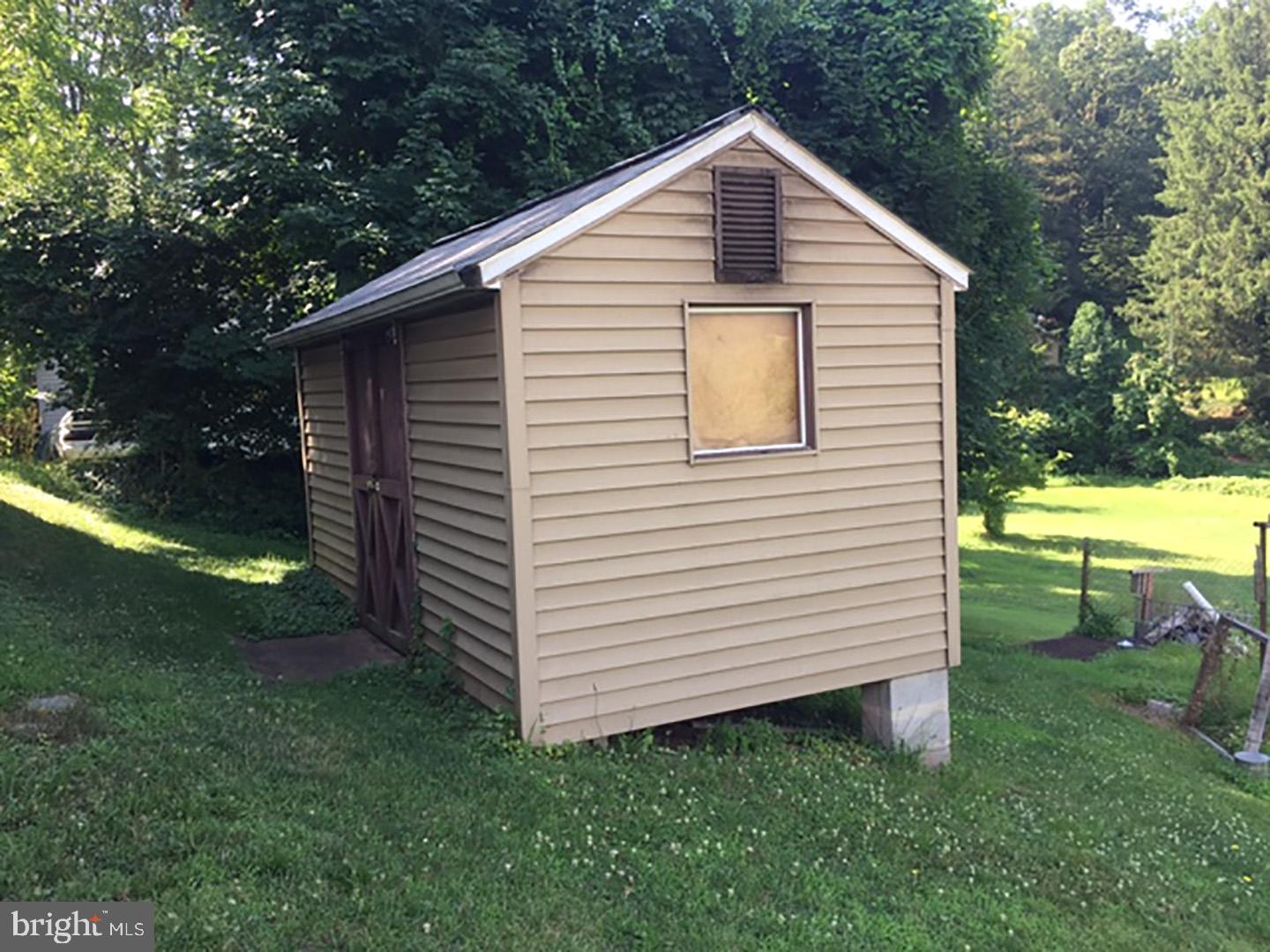 21 Candy Road Mohnton, PA 19540 - Photo 8 of 15