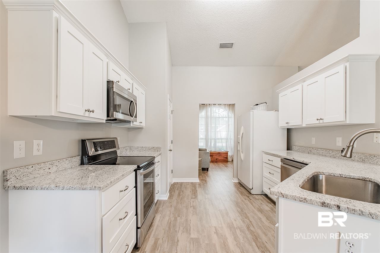 109 Pemberton Loop Fairhope, AL 36532 - Photo 18 of 35