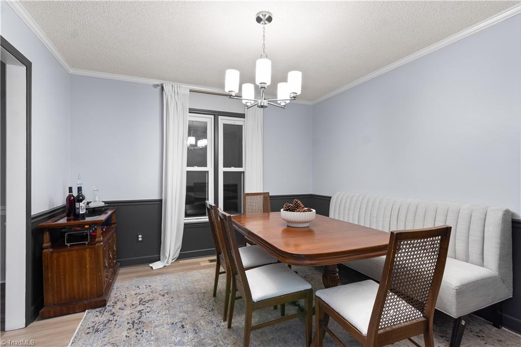 8006 Bridgewood Road Clemmons, NC 27012 - Photo 11 of 40 Gallery Image 11