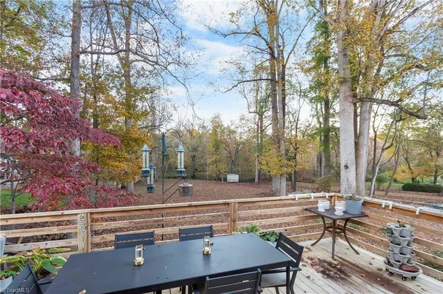 $490,000 | 8006 Bridgewood Road, Clemmons, NC 27012