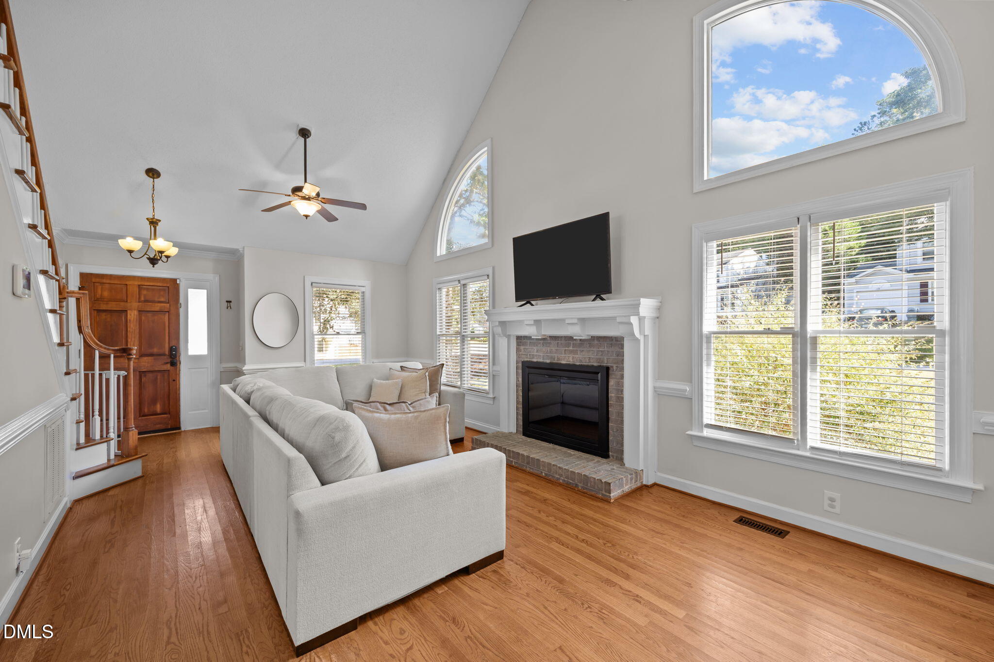 5620 Torness Court Raleigh, NC 27604 - Photo 11 of 47 33-web-or-mls-IMG_6973