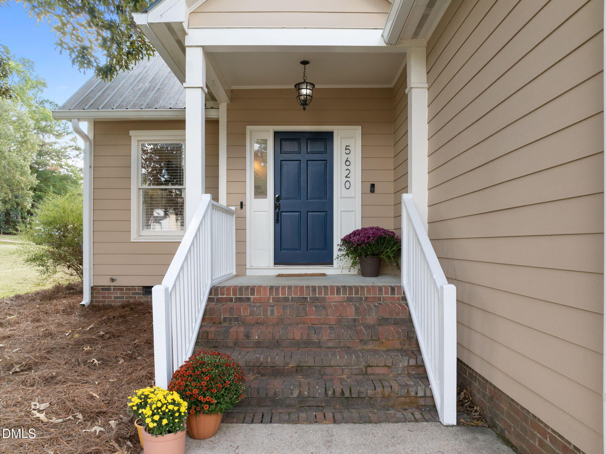 5620 Torness Court Raleigh, NC 27604 - Photo 5 of 47 13-web-or-mls-DJI_0491