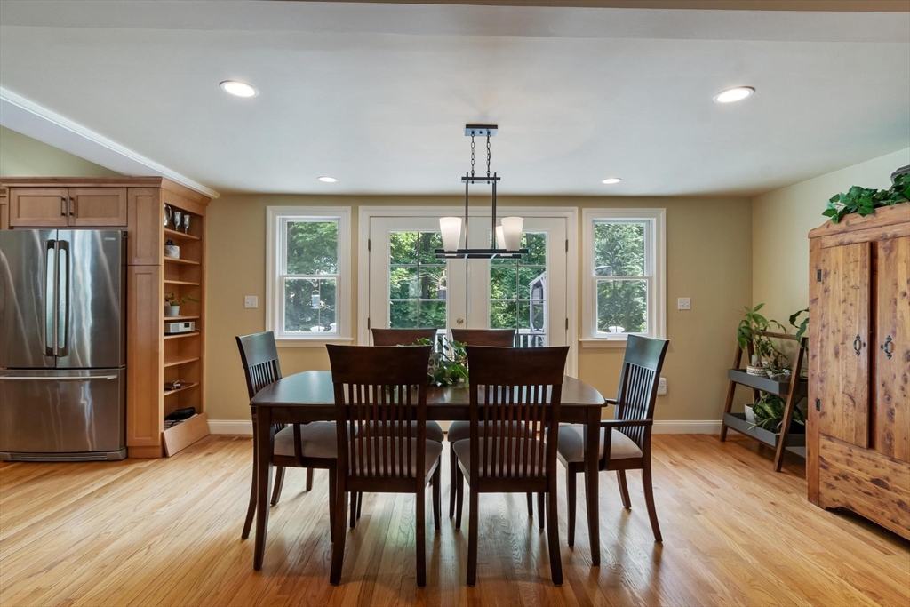 2 Doris Road Bedford, MA 01730 - Photo 9 of 33