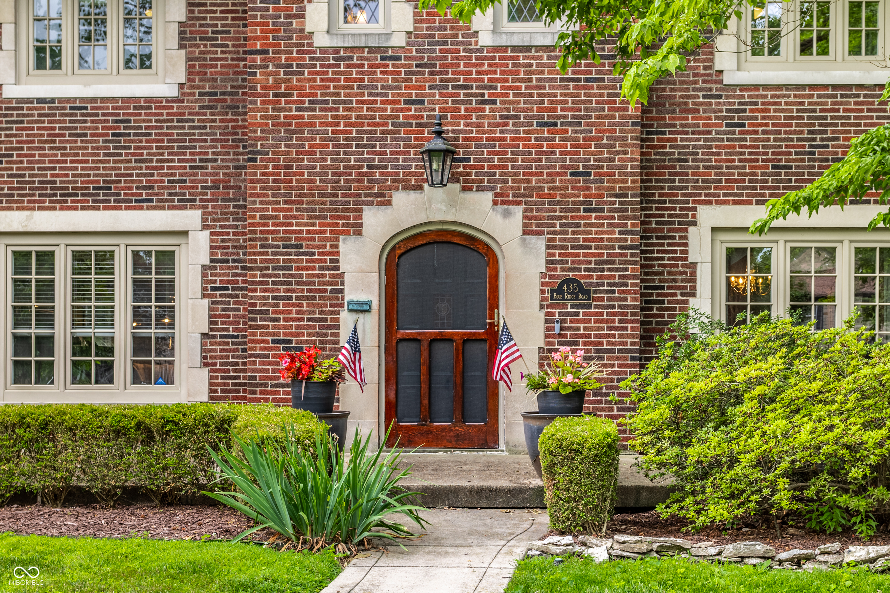 435 Blue Ridge Road Indianapolis, IN 46208 - Photo 6 of 59