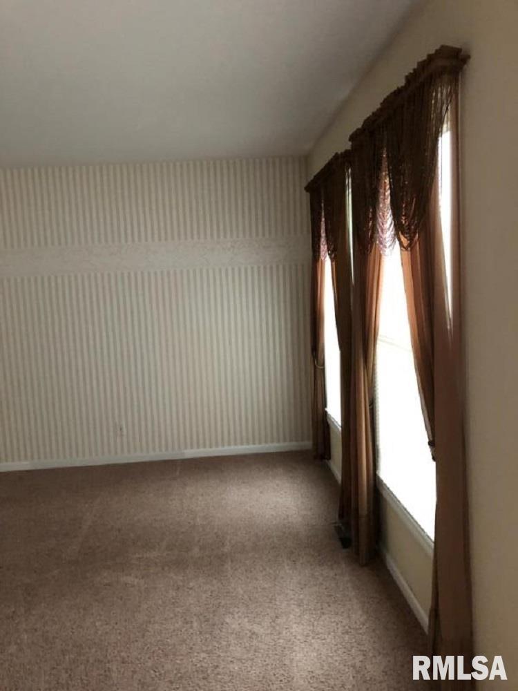 40 South Yorktown Road Macomb, IL 61455 - Photo 3 of 16 Gallery Image 3