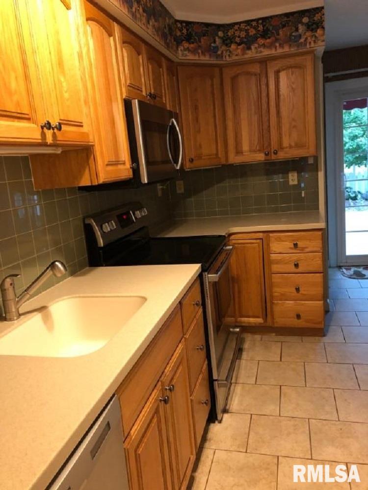 40 South Yorktown Road Macomb, IL 61455 - Photo 7 of 16 Gallery Image 7