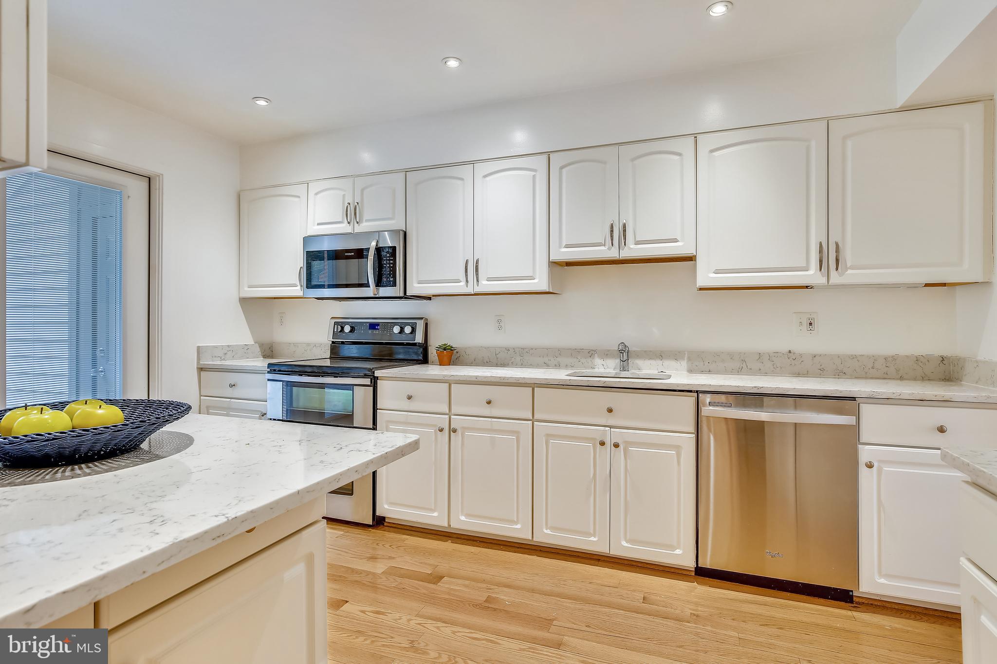 11173 Lake Chapel Lane Reston, VA 20191 - Photo 22 of 92 Remodeled Kitchen