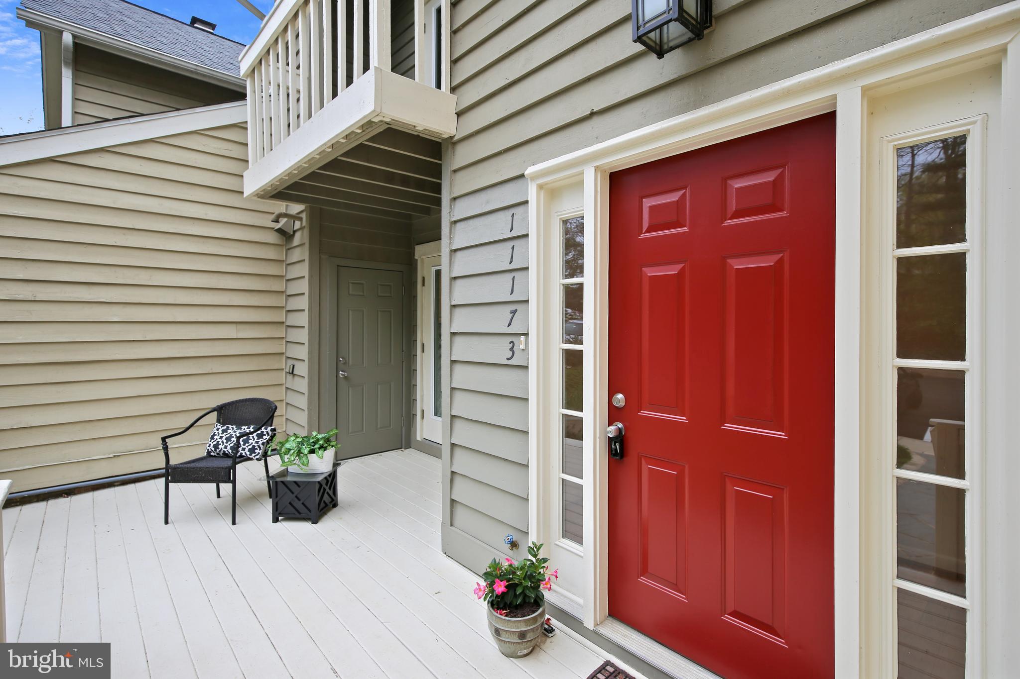 11173 Lake Chapel Lane Reston, VA 20191 - Photo 4 of 92 Front Deck