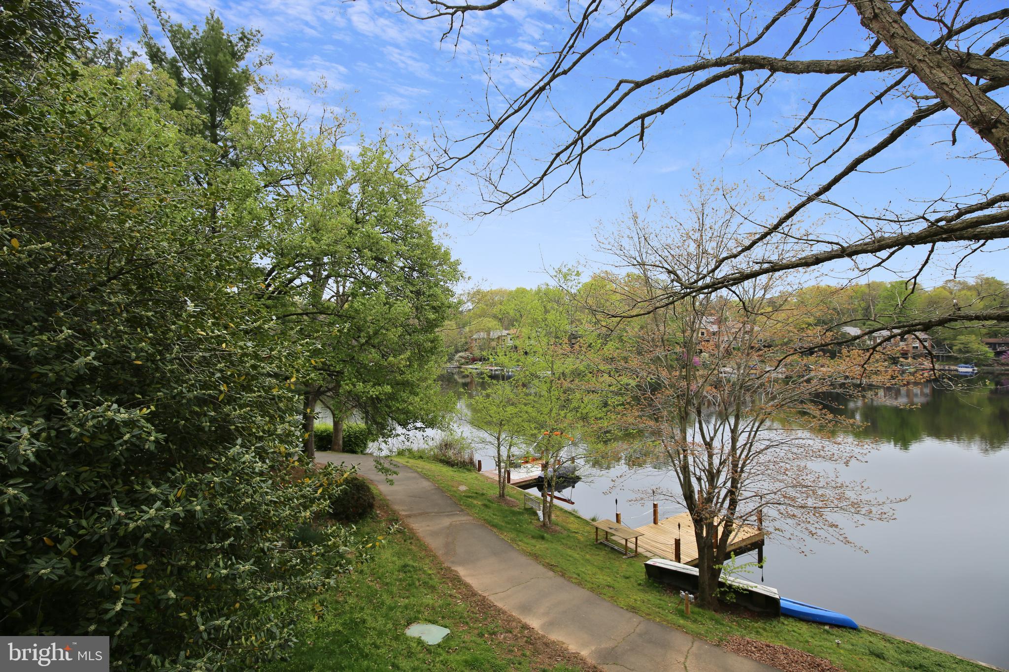 11173 Lake Chapel Lane Reston, VA 20191 - Photo 10 of 92 Walking Path around the Lake