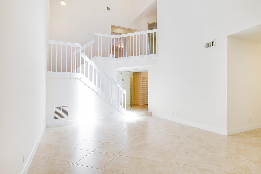 7877 La Mirada Drive, Unit 7877 Boca Raton, FL 33433 - Photo 7 of 20 Livingroom2