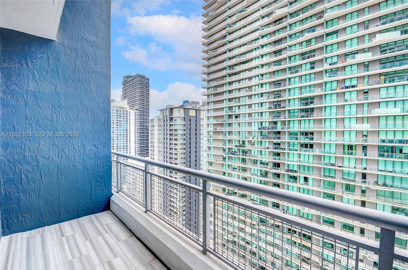 60 Southwest 13th Street, Unit 3004 Miami, FL 33130 - Photo 27 of 77