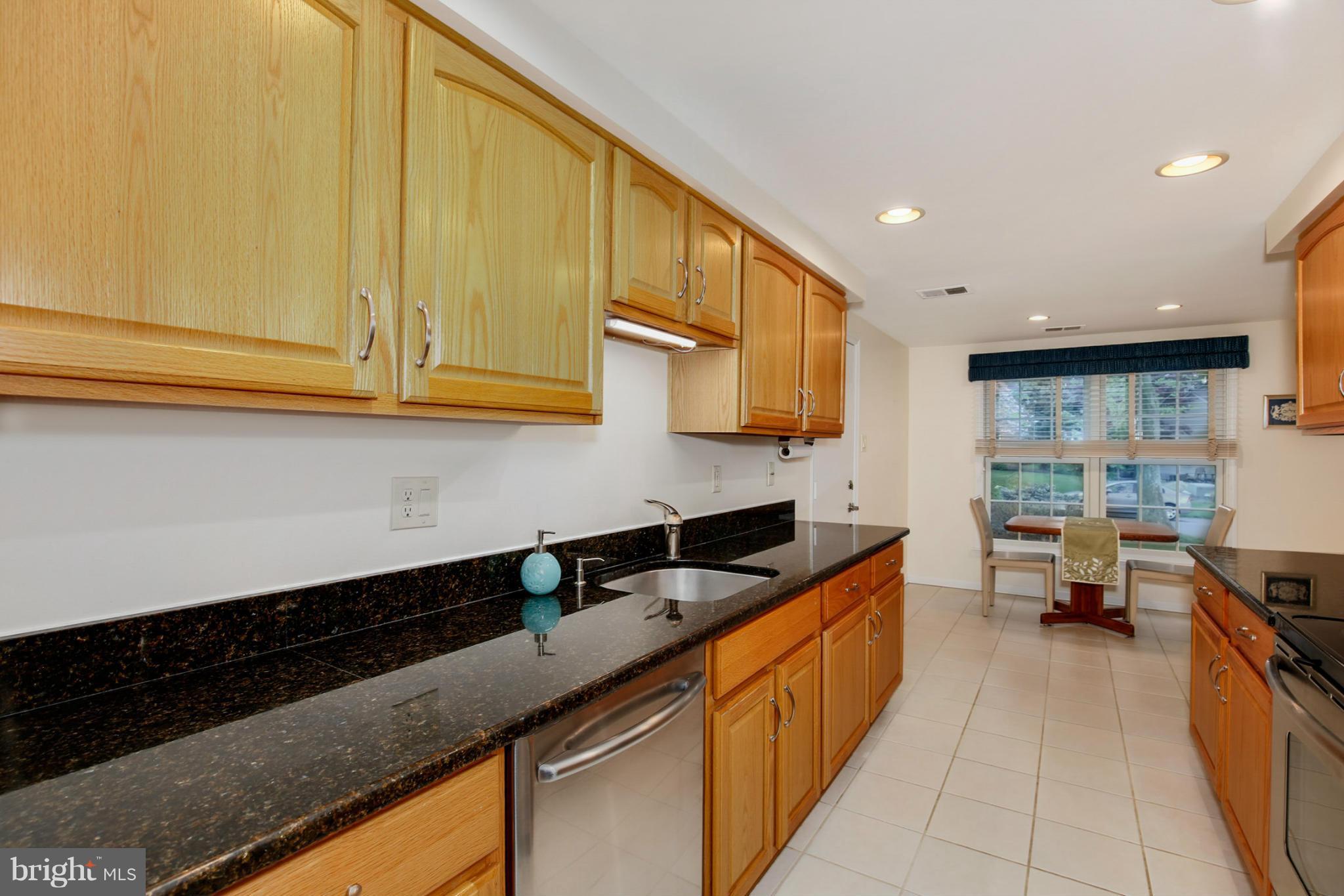 9514 Sweet Grass Ridge Columbia, MD 21046 - Photo 14 of 28 Kitchen