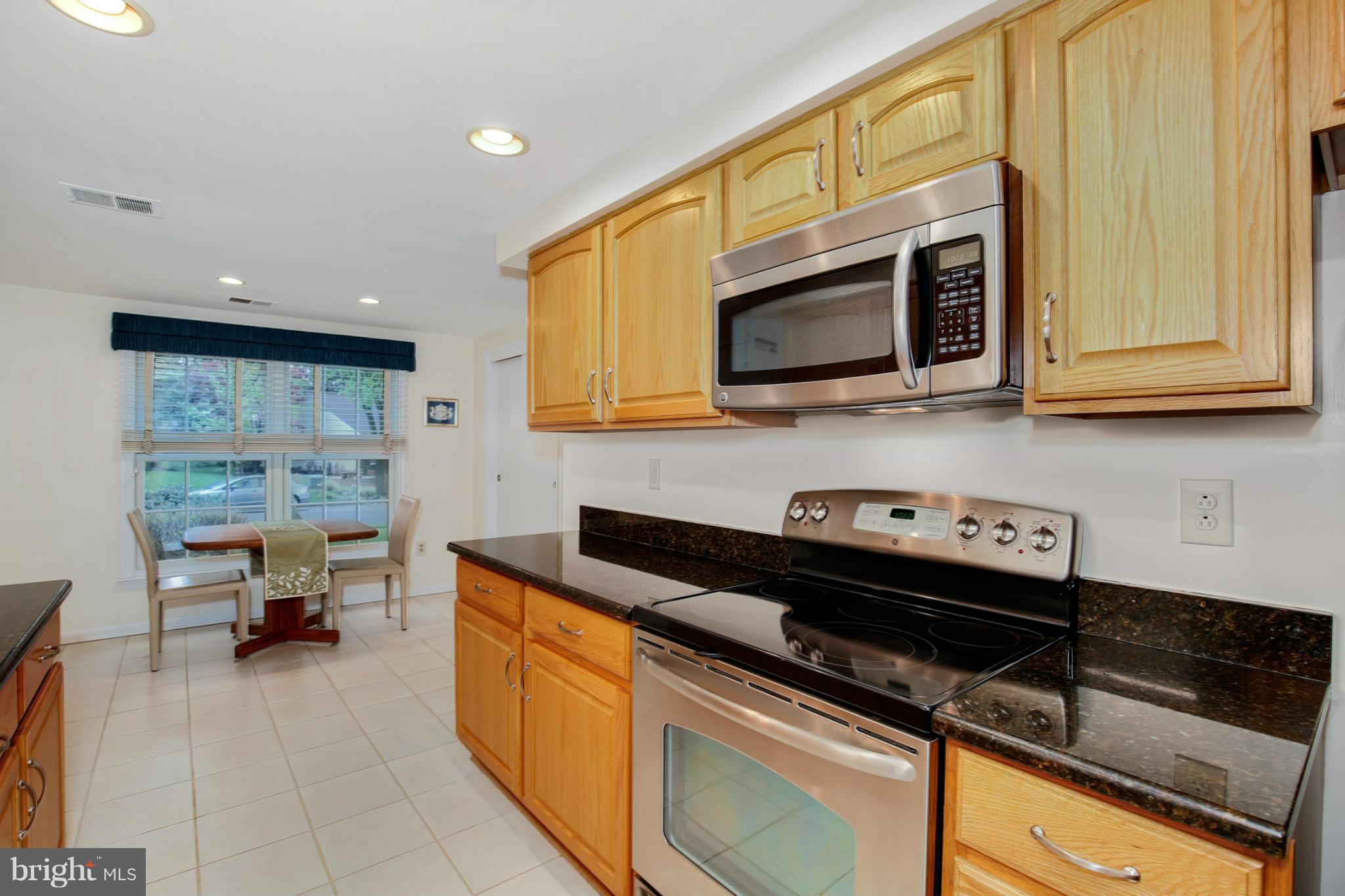 9514 Sweet Grass Ridge Columbia, MD 21046 - Photo 15 of 28 Kitchen