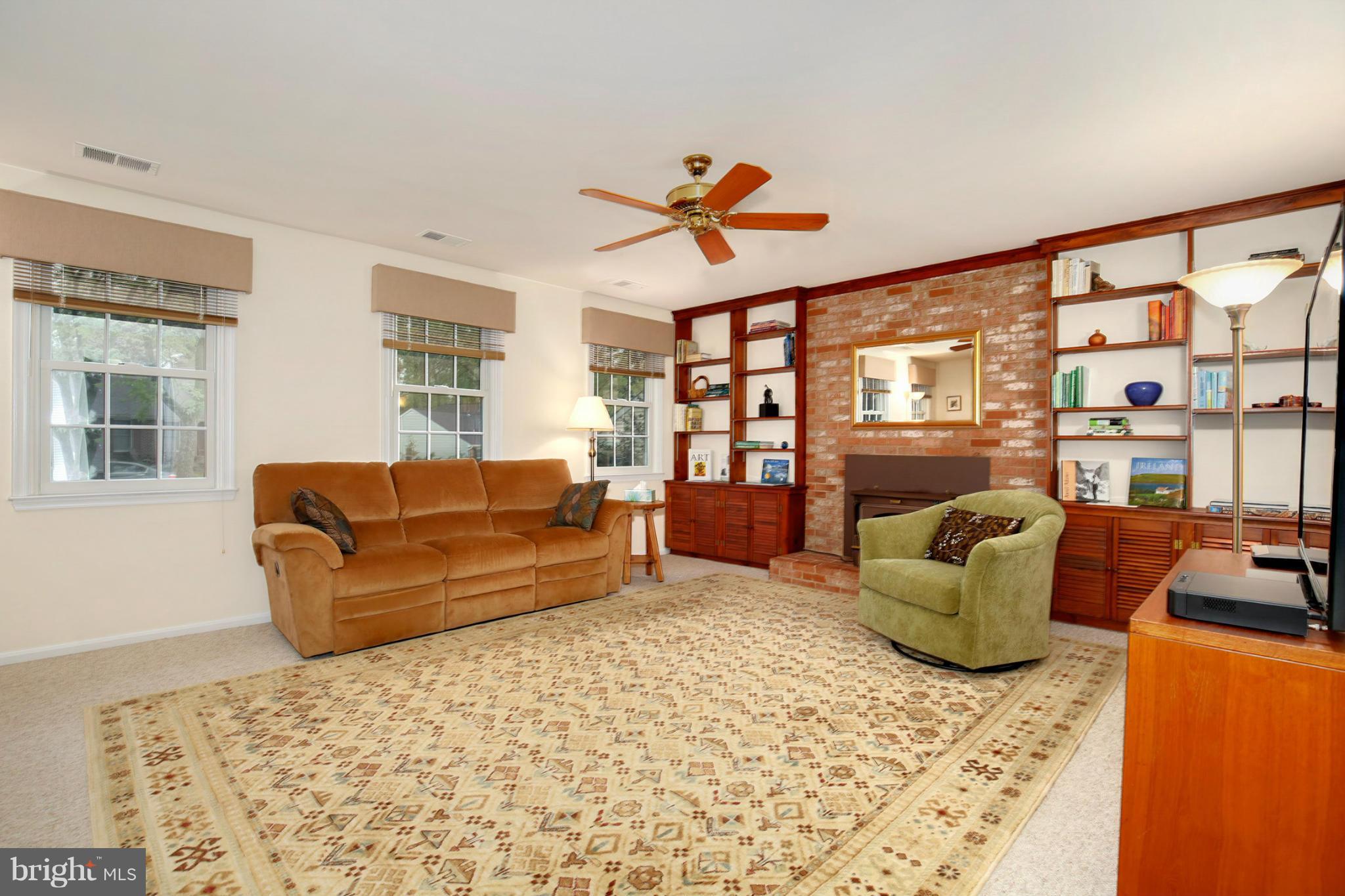 9514 Sweet Grass Ridge Columbia, MD 21046 - Photo 5 of 28 Family Room