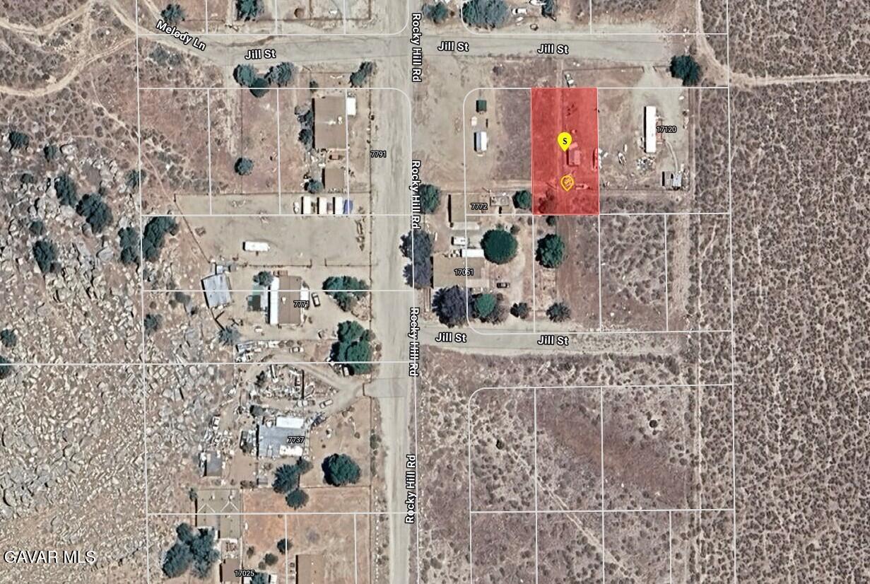 Jill Street Onyx, CA 93255 - Photo 5 of 5 a bathroom with a bathtub