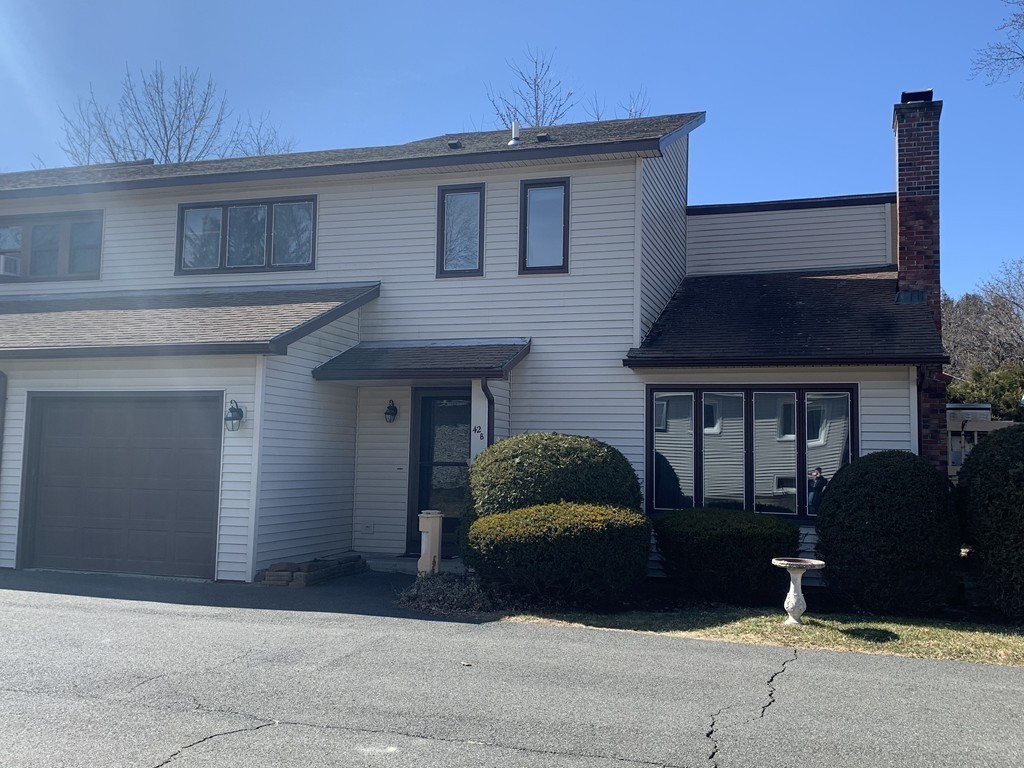 42 Thayer Road, Unit B Greenfield, MA 01301 - Photo 3 of 29 Gallery Image 3