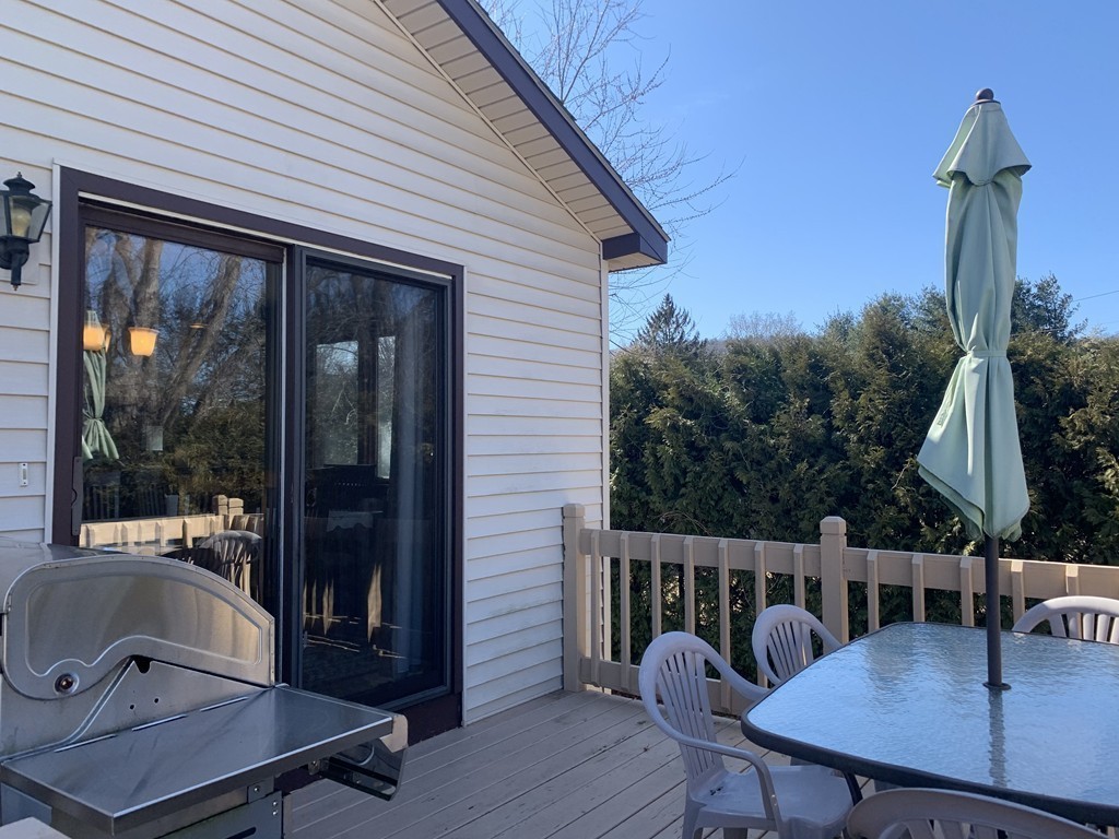 42 Thayer Road, Unit B Greenfield, MA 01301 - Photo 5 of 29 Gallery Image 5