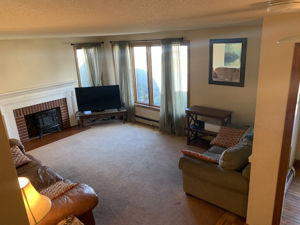 42 Thayer Road, Unit B Greenfield, MA 01301 - Photo 8 of 29 Gallery Image 8