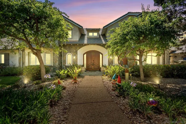 a house view with a outdoor space