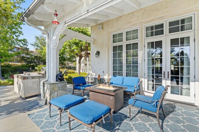 a building outdoor space with patio furniture