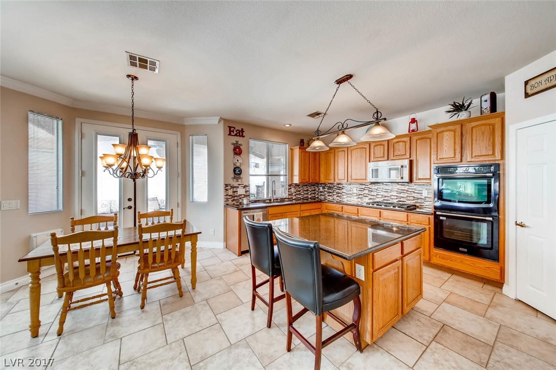 655 Tyler Ridge Avenue Henderson, NV 89012 - Photo 6 of 27 Gallery Image 6