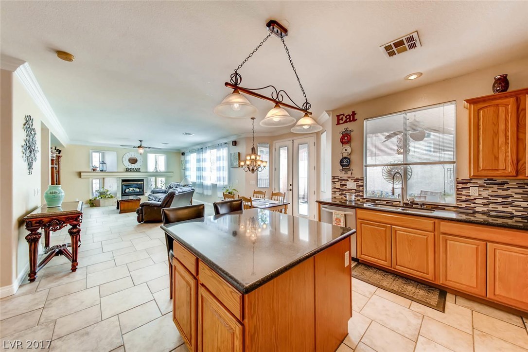 655 Tyler Ridge Avenue Henderson, NV 89012 - Photo 8 of 27 Gallery Image 8