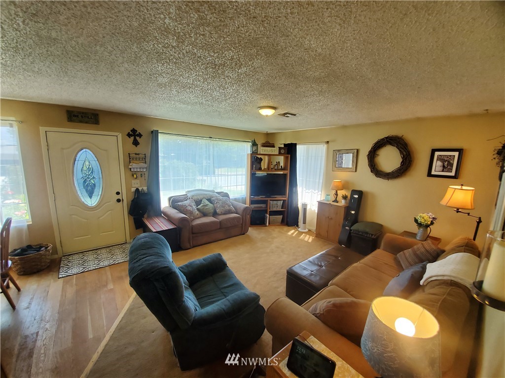 714 Ridge Place Omak, WA 98841 - Photo 6 of 36 Gallery Image 6