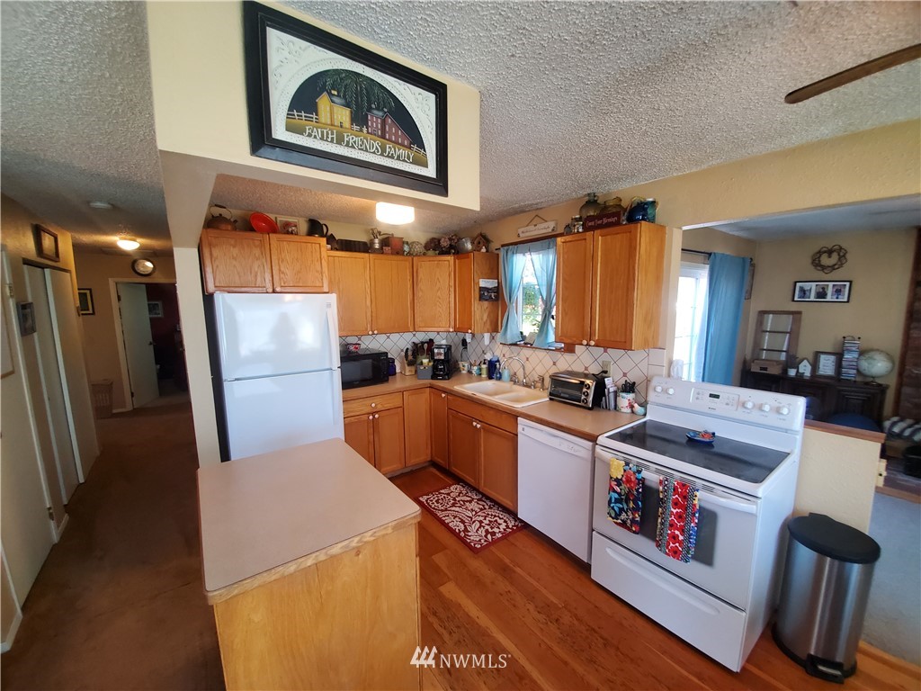 714 Ridge Place Omak, WA 98841 - Photo 8 of 36 Gallery Image 8