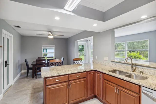 $2,400 | 1536 Southeast Sunshine Avenue, Port St. Lucie, FL 34952