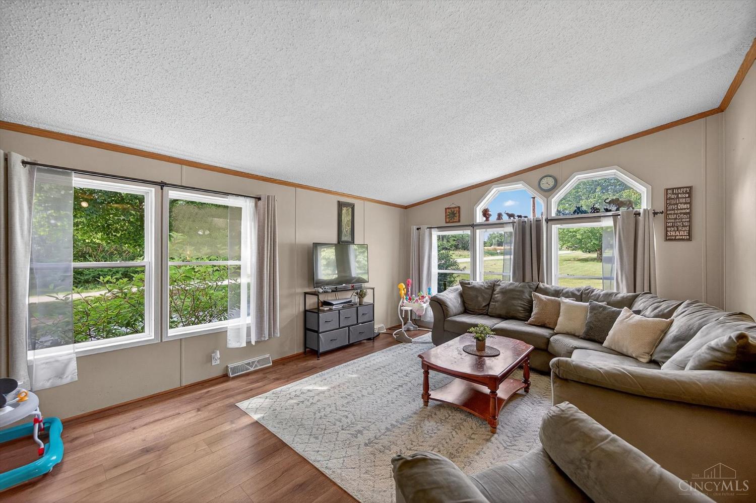 3904 Glady Road Blanchester, OH 45107 - Photo 7 of 38 Gallery Image 7