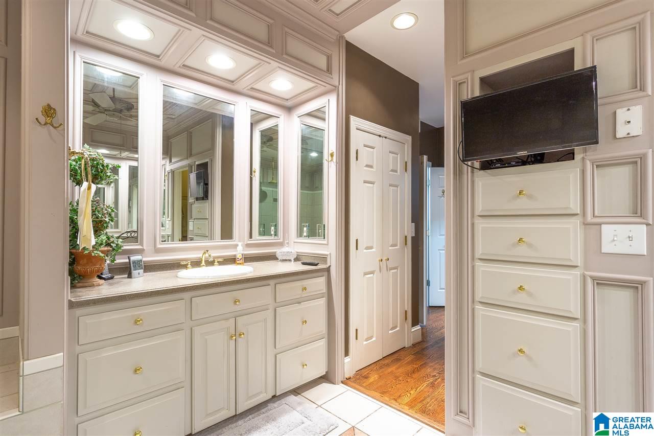 1028 Montvue Road Anniston, AL 36207 - Photo 26 of 50