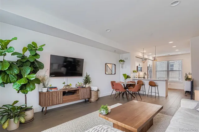 $600,000 | 3222 West 19th Avenue, Unit 7, Denver, CO 80204