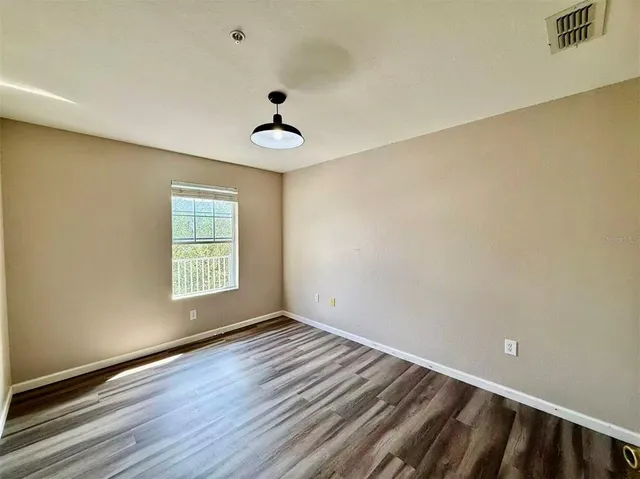 $2,400 | 13832 Dove Wing Court, Orlando, FL 32828